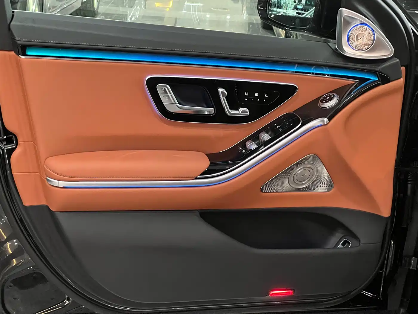 Mercedes-Benz S-Class 2024 S 400 L Luxury Edition фото 16
