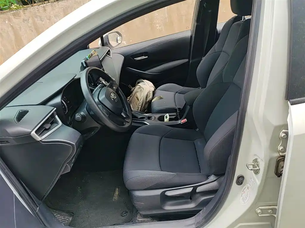 Toyota Levin 2019 185T CVT Entry Edition China VI фото 15