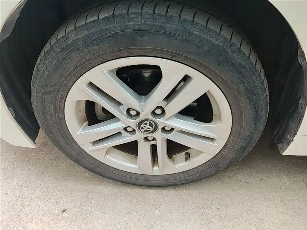 Toyota Levin 2019 185T CVT Entry Edition China VI фото 23
