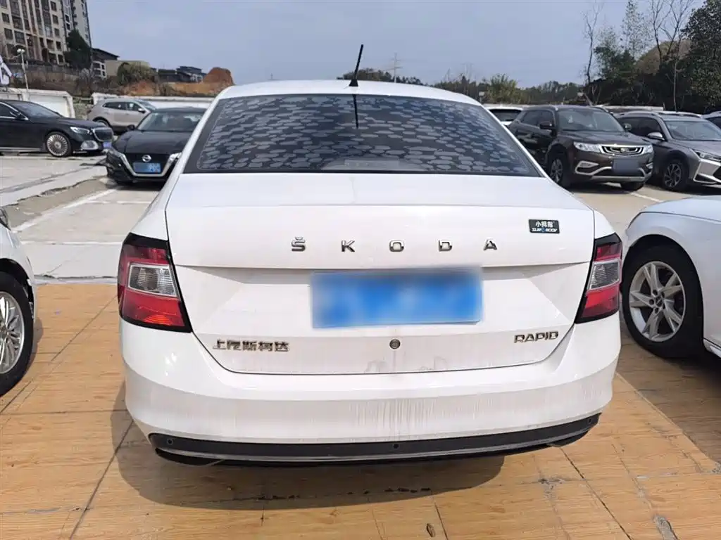 Škoda Rapid 2019 1.5L Automatic Comfort China V фото 6