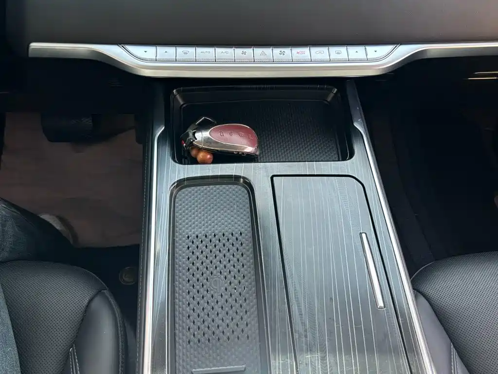 WEY Alpine 2023 2023 AWD Flagship