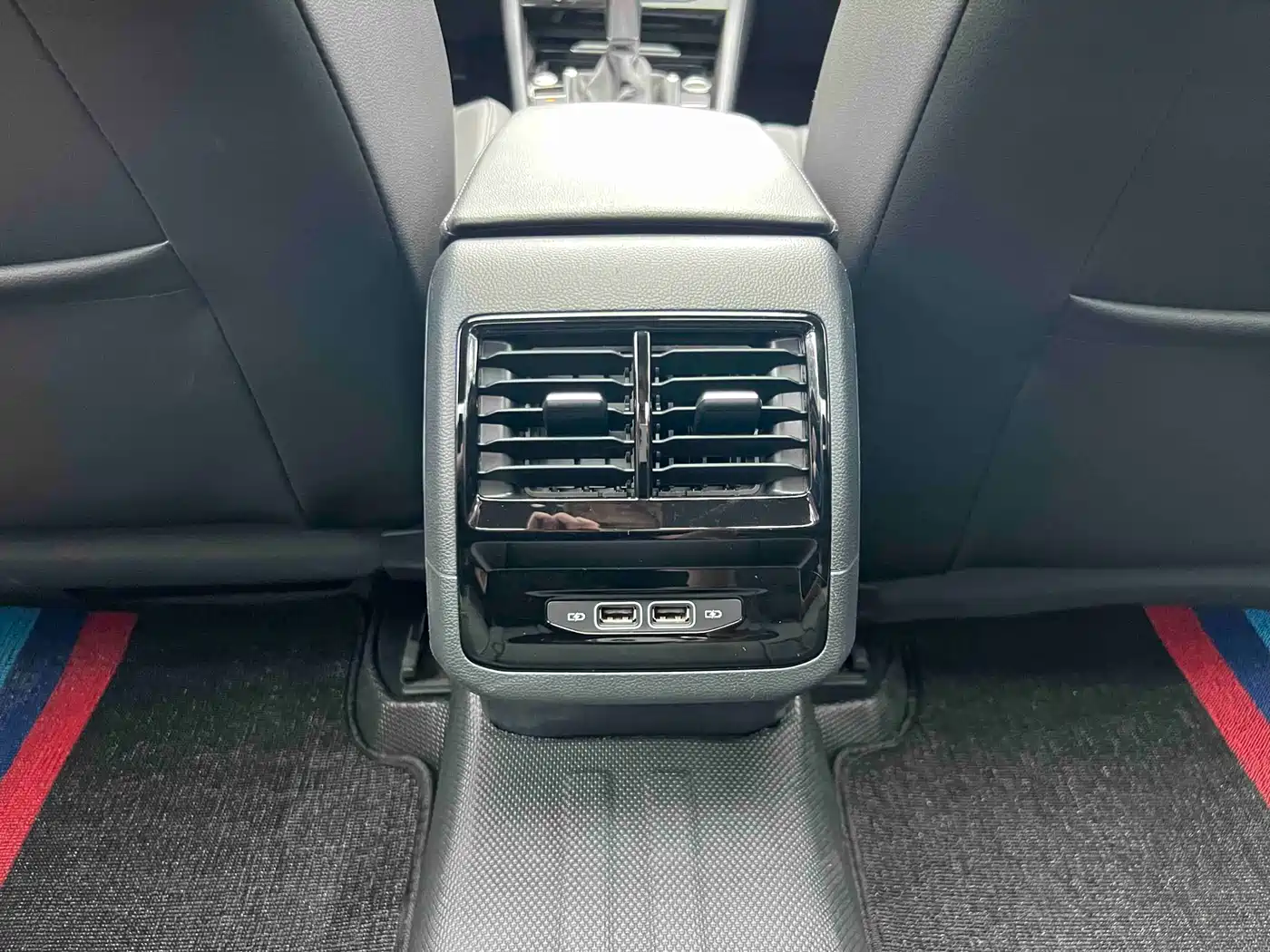 Volkswagen Sagitar 2021 280TSI DSG Comfort Smart Connect Edition фото 21
