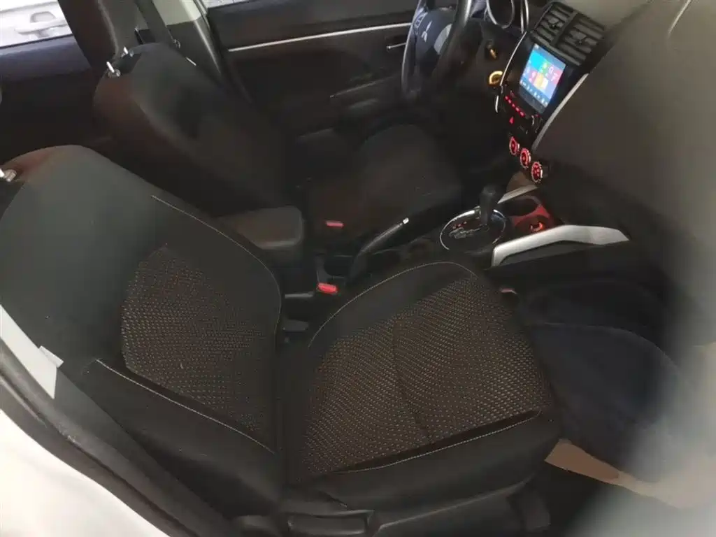 Mitsubishi ASX 2013 2.0L CVT 2WD Elite фото 25