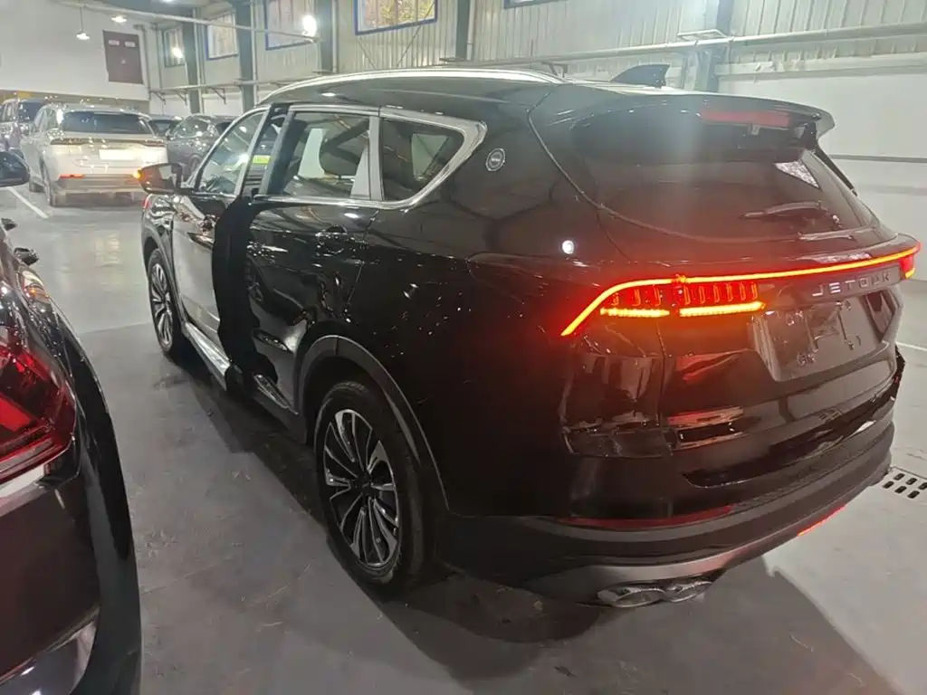 Jetour X70 PLUS 2025 2025 1.5T CVT Flagship PRO 7-seater