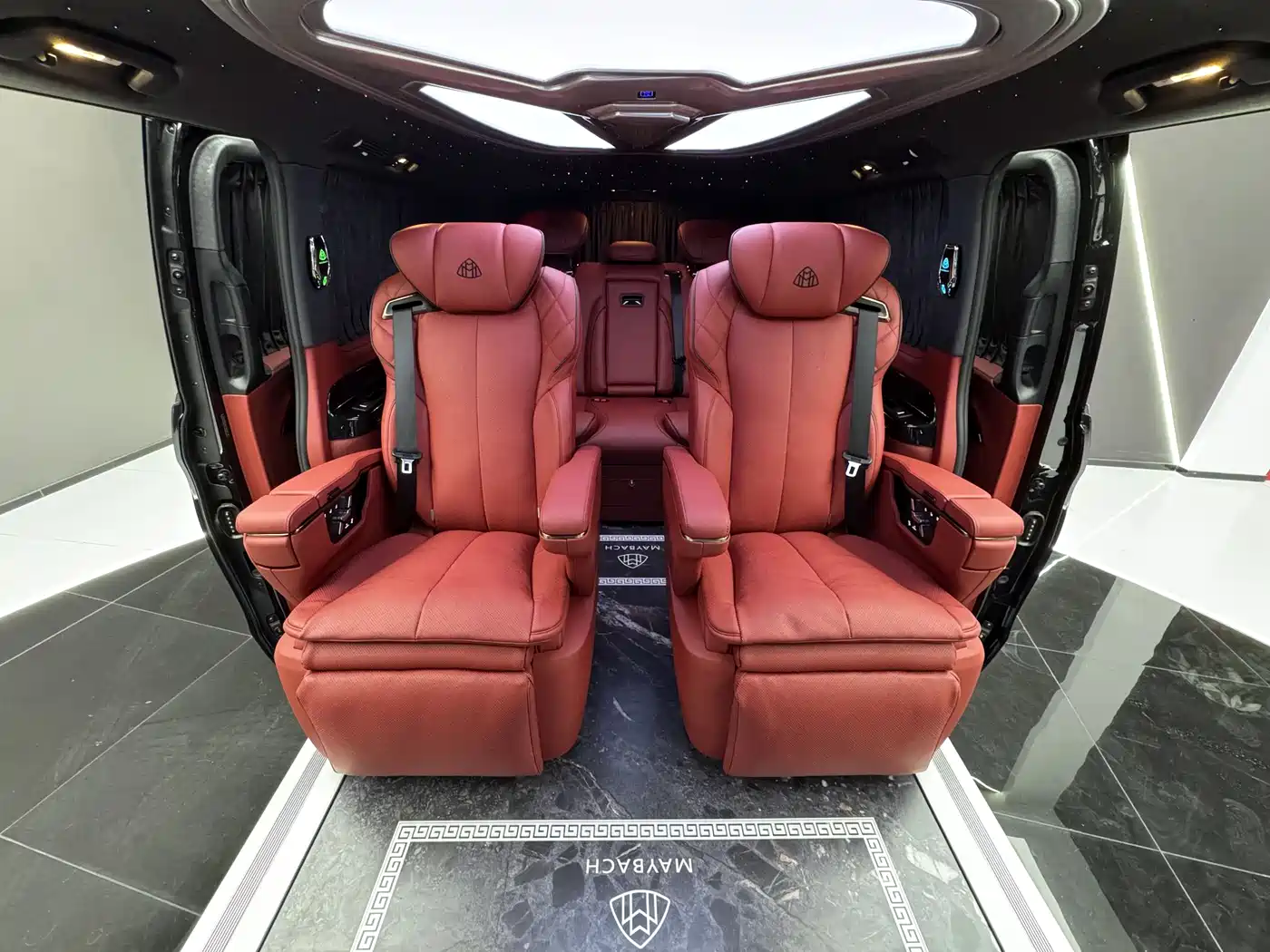 Mercedes-Benz Vito 2018 2.0T Business Edition China VI фото 6