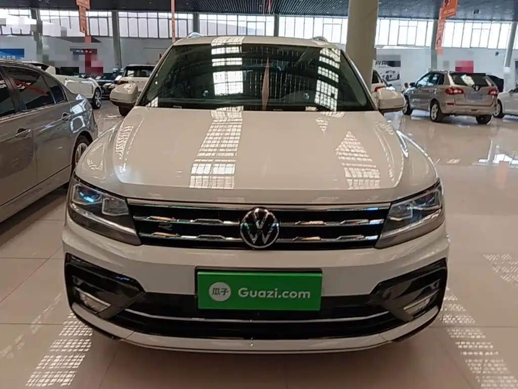 Volkswagen Tiguan L 2021 330TSI Automatic 2WD R-Line Premium фото 3