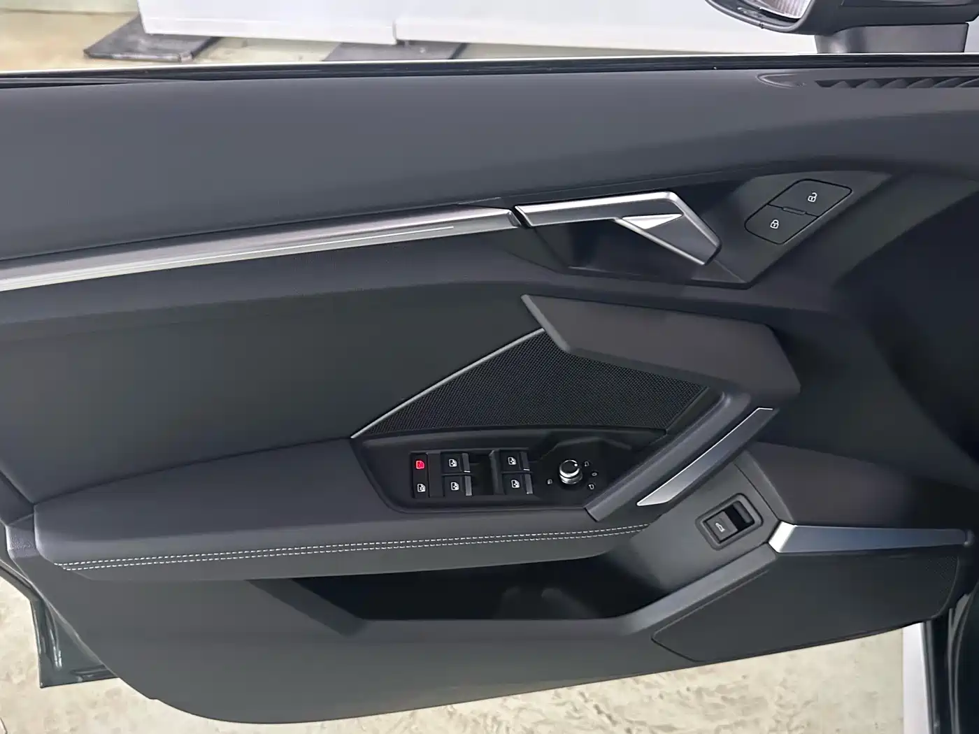 Audi A3 2025 Facelift A3L Limousine 35TFSI Flying Spur Premium фото 11