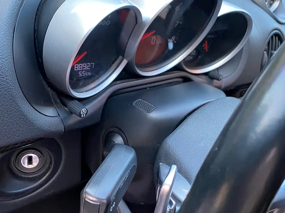 Porsche Cayman 2012 Cayman R 3.4L фото 9