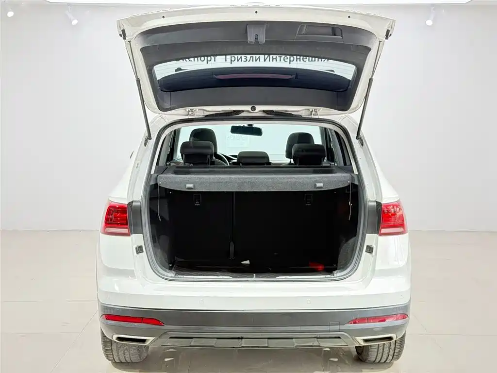 Volkswagen Tharu 2022 280TSI FWD Luxury Edition фото 16