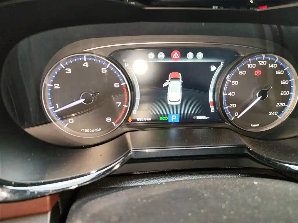 GAC Trumpchi Trumpchi GS8 2017 320T 2WD Luxury Smart Connect (7-seater) фото 12