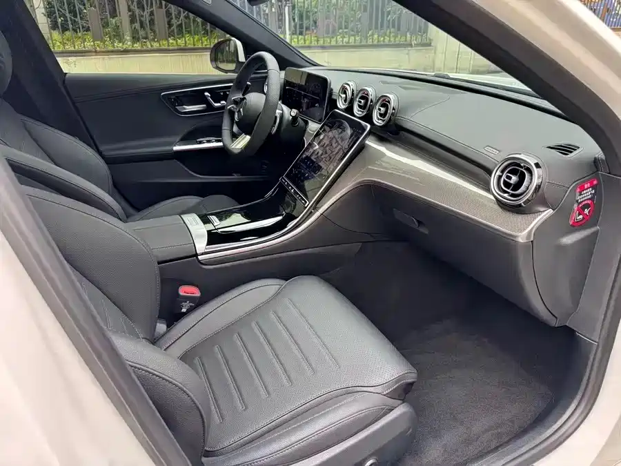 Mercedes-Benz C-Class 2025 C 260 L Sport Edition фото 12