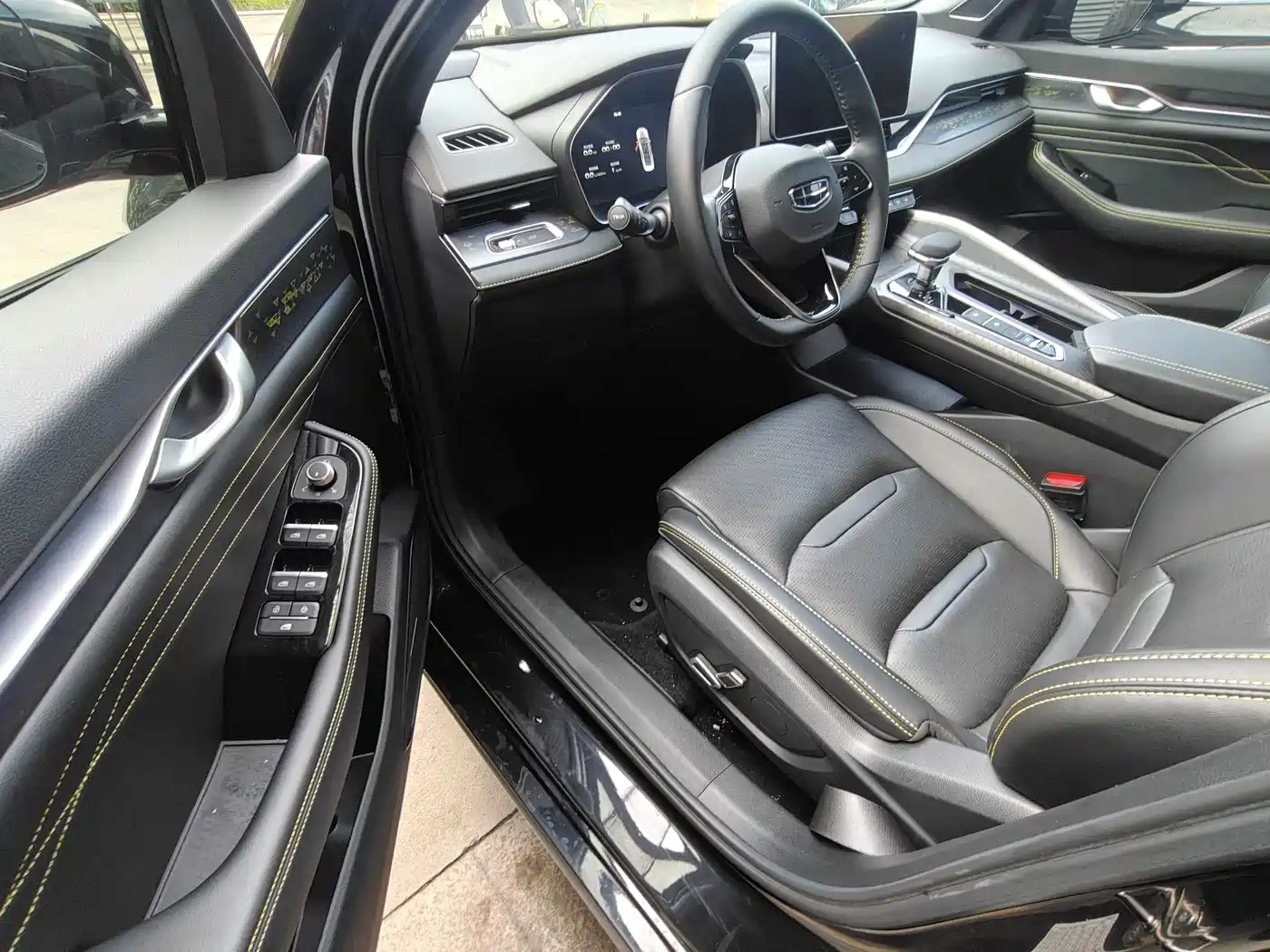 Geely Preface 2024 2023 1.5TD Kunlun Edition