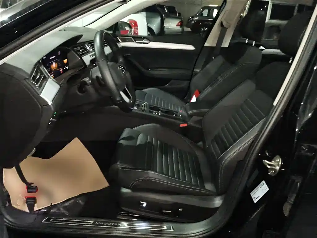 Volkswagen Magotan 2025 Popular Edition 280TSI DSG Comfort фото 15