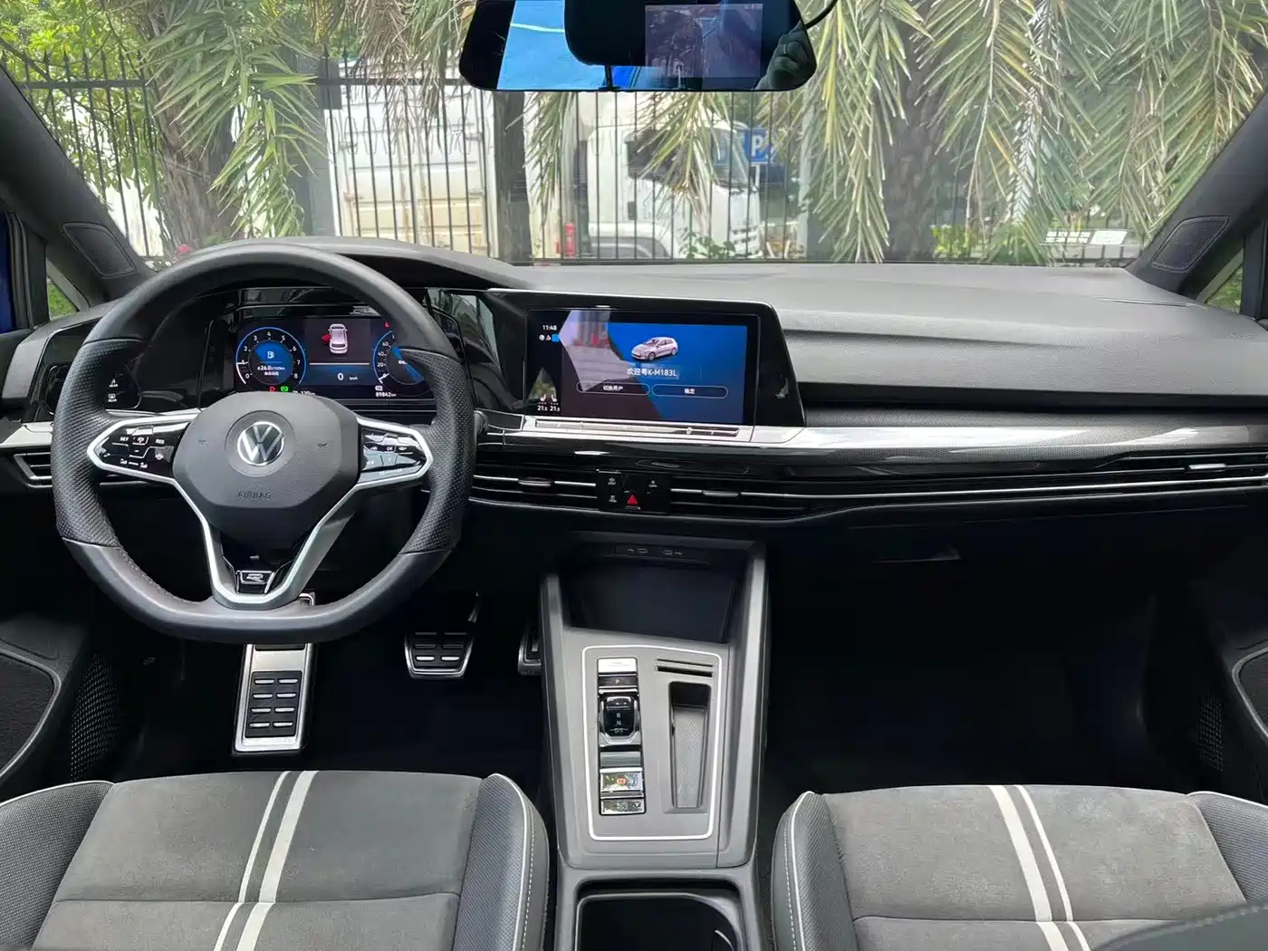 Volkswagen Golf 2021 280TSI DSG R-Line фото 9