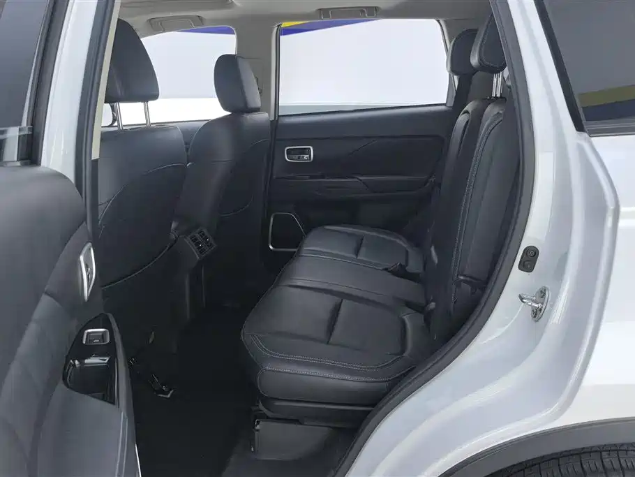 Mitsubishi Outlander 2019 2.0L 2WD Enjoy Edition 5-seater China V фото 11