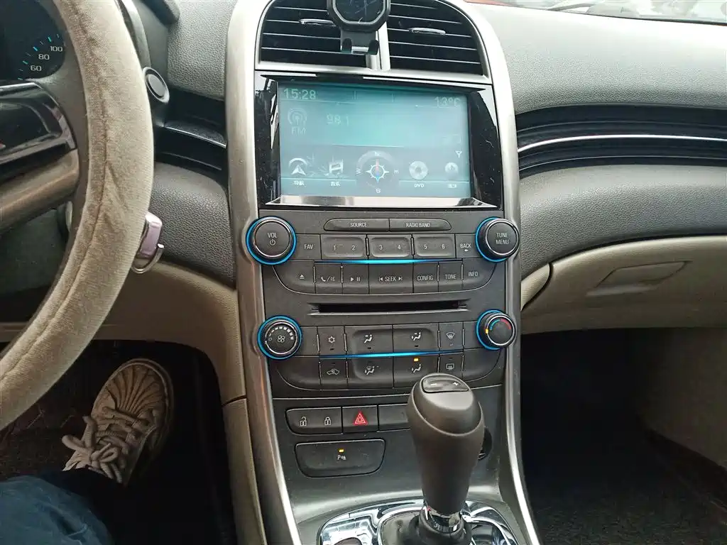 Chevrolet Malibu 2014 2.0L Automatic Comfort фото 13