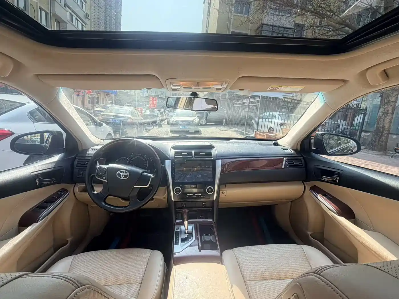 Toyota Camry 2013 200G Classic Luxury Edition фото 8