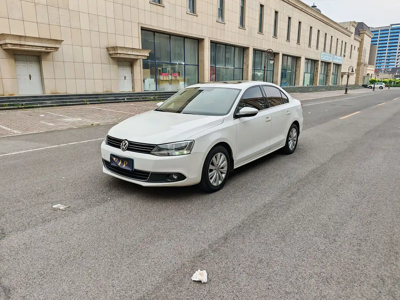 Volkswagen Sagitar 2014 Facelift 1.6L Automatic Comfort