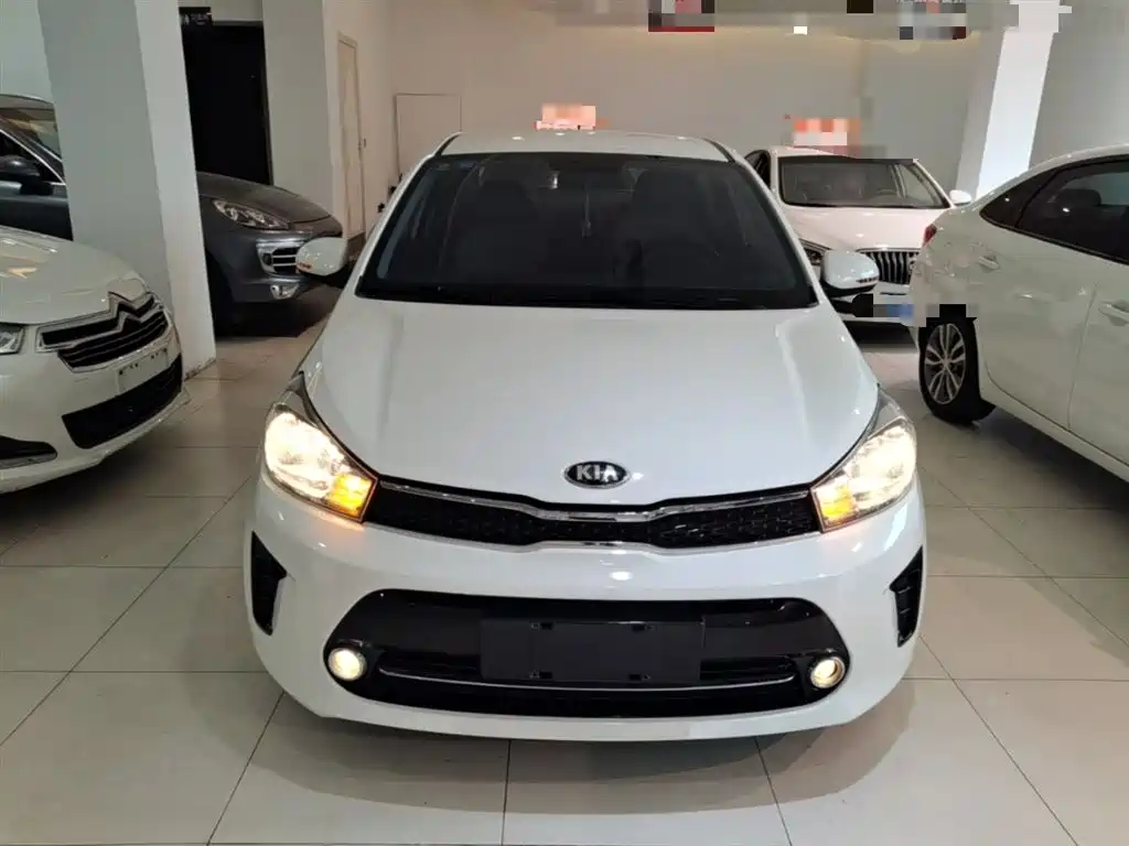 Kia Huan Chi 2017 1.4L Manual Value Intelligent фото 3