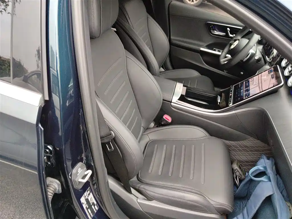 Mercedes-Benz C-Class 2024 C 260 L Sport фото 16