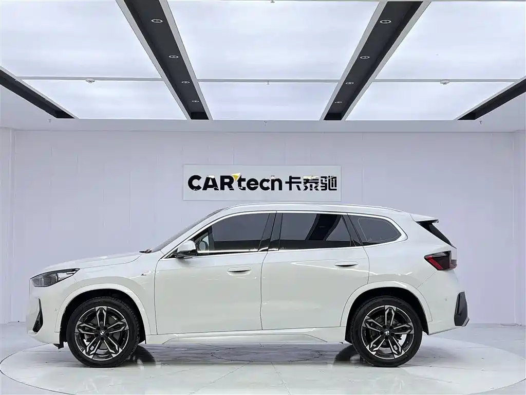 BMW X1 2024 sDrive25Li M Sport Package фото 8