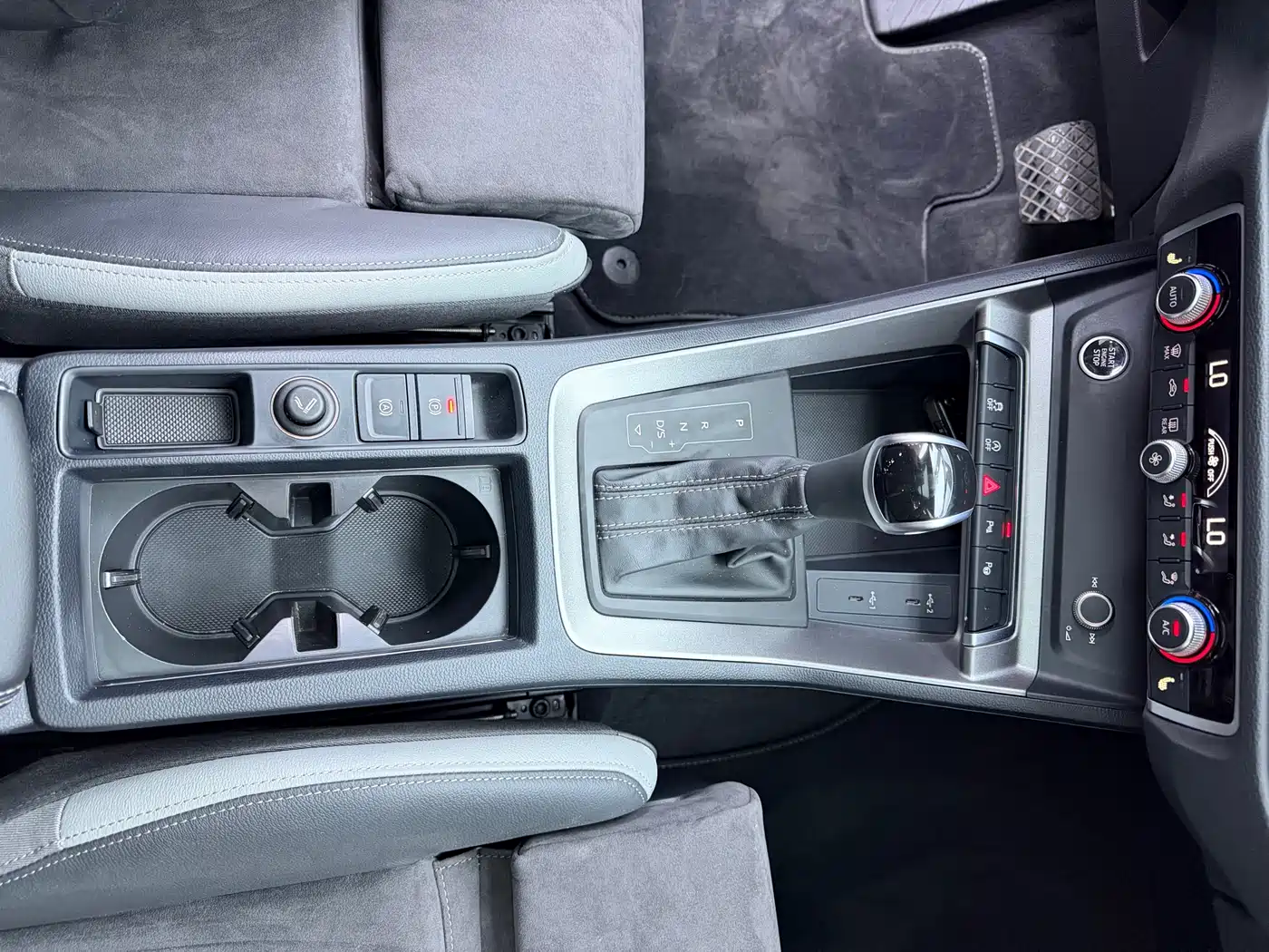 Audi Q3 2022 35 TFSI Fashion Dynamic фото 13