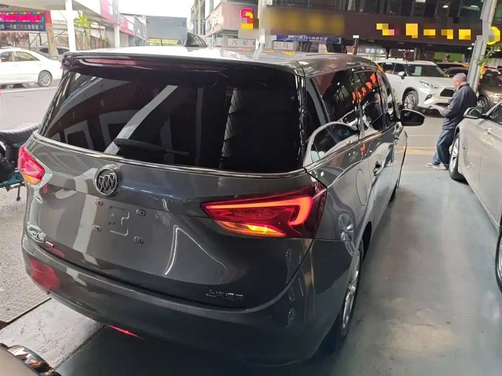 Buick GL6 2018 18T 6-Seater Luxury фото 7