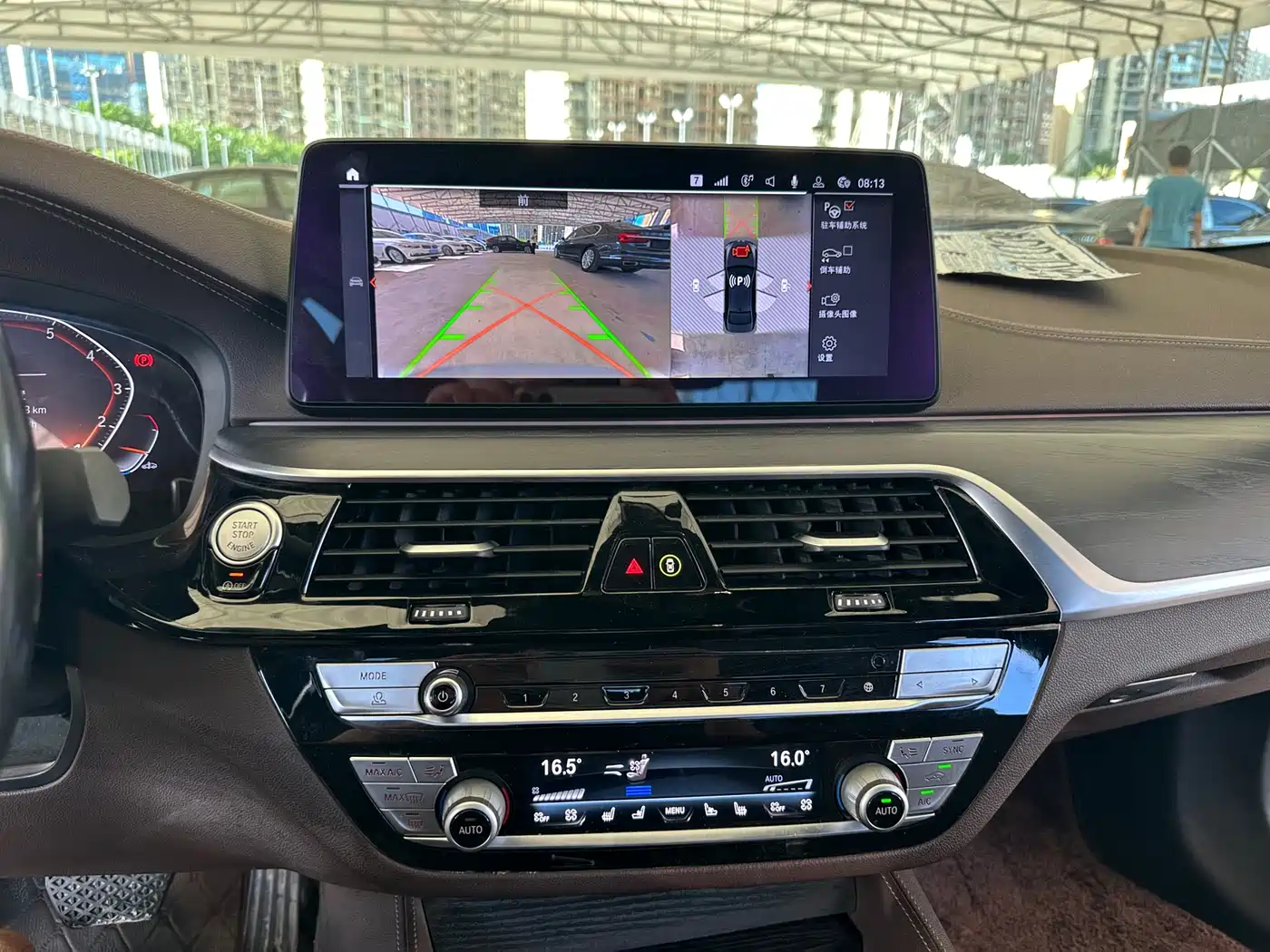 BMW 5 Series 2021 530Li Leading Luxury Package фото 29
