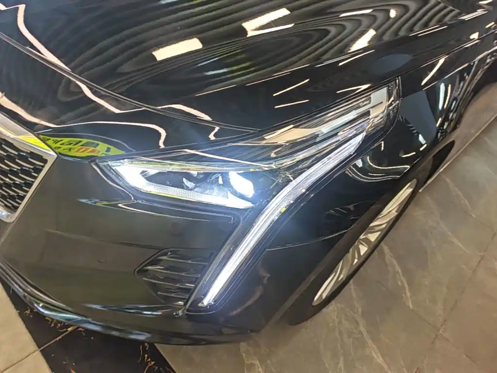 Фото 24 - Cadillac CT6