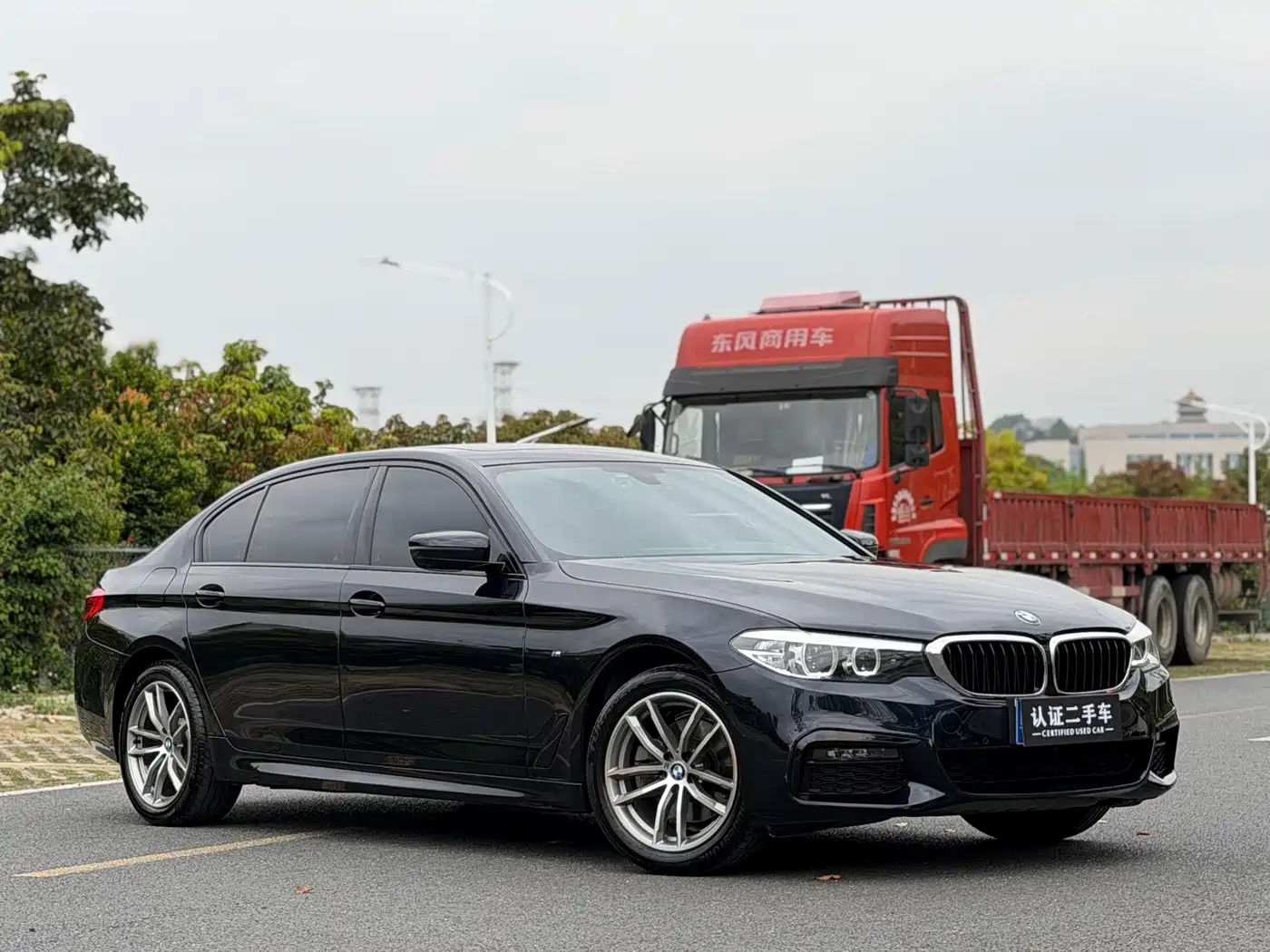 BMW 5 Series 2019 525Li M Sport Package фото 3