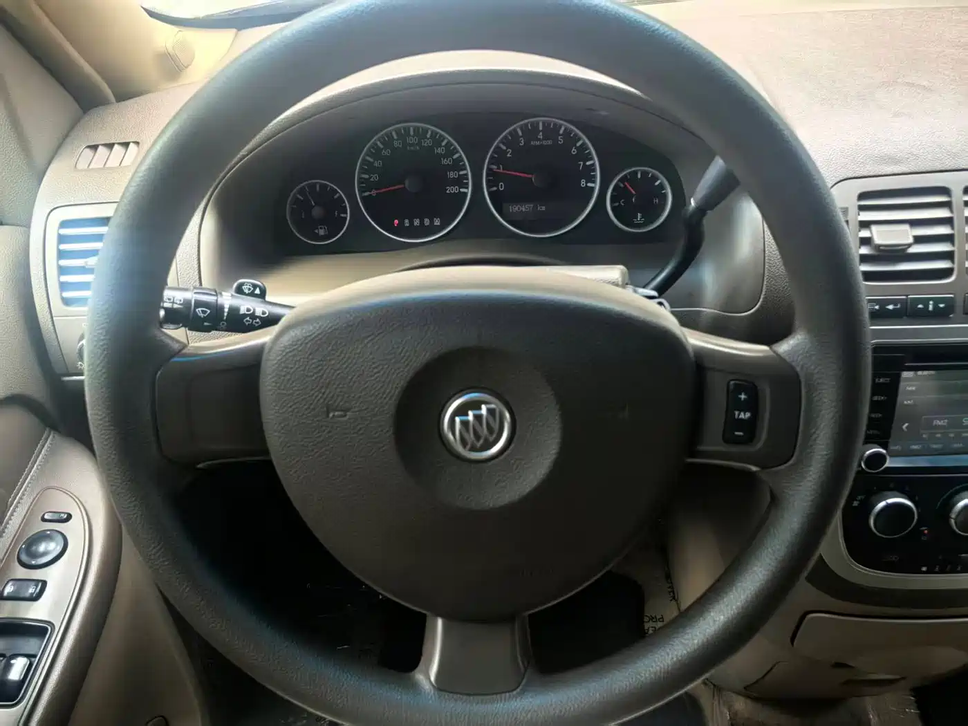 Buick GL8 2011 2.4L CT Comfort Edition фото 15