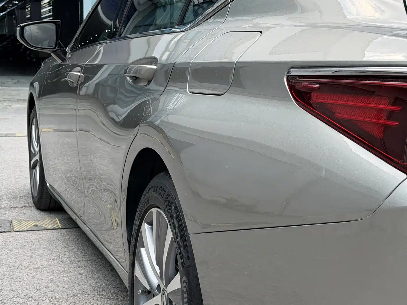 Lexus ES 2018 300h Excellence Edition China V фото 13