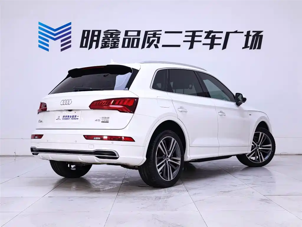 Audi Q5L 2020 40 TFSI Prestige Fashion фото 7