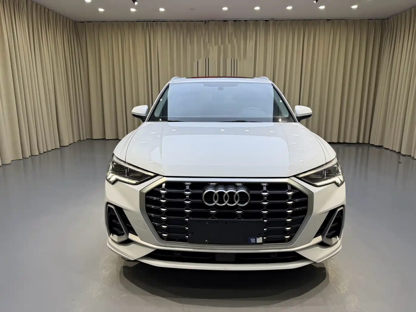 Audi Q3 2023 35 TFSI Fashion Dynamic (1.4T) фото 2