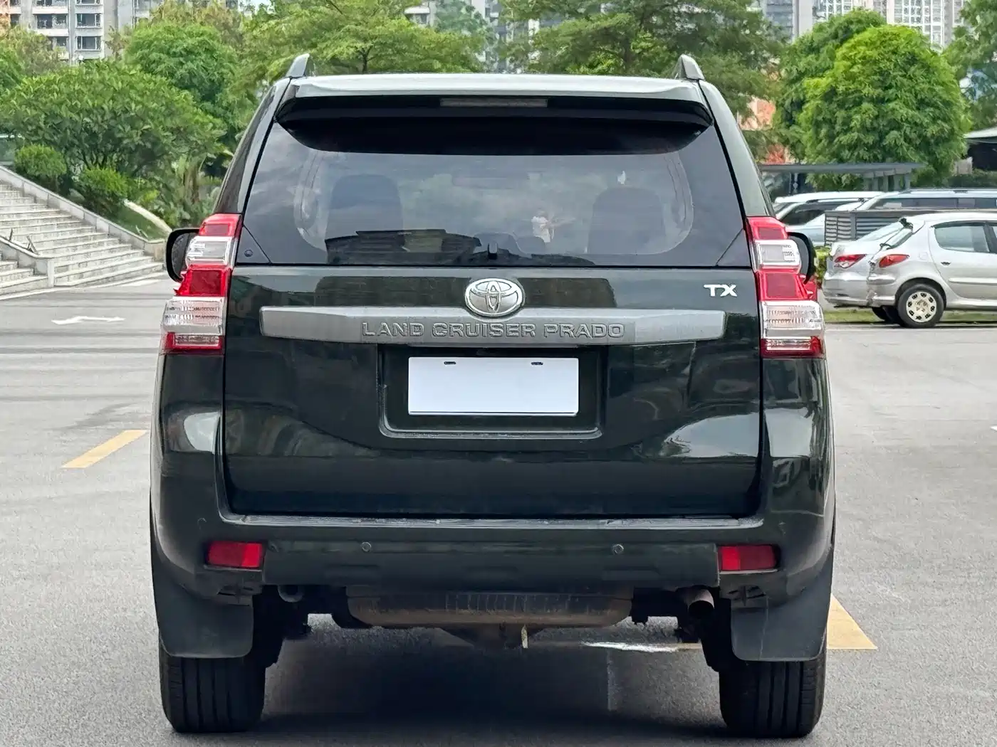 Toyota Prado (Import) 2014 2.7L Automatic Standard Edition фото 8