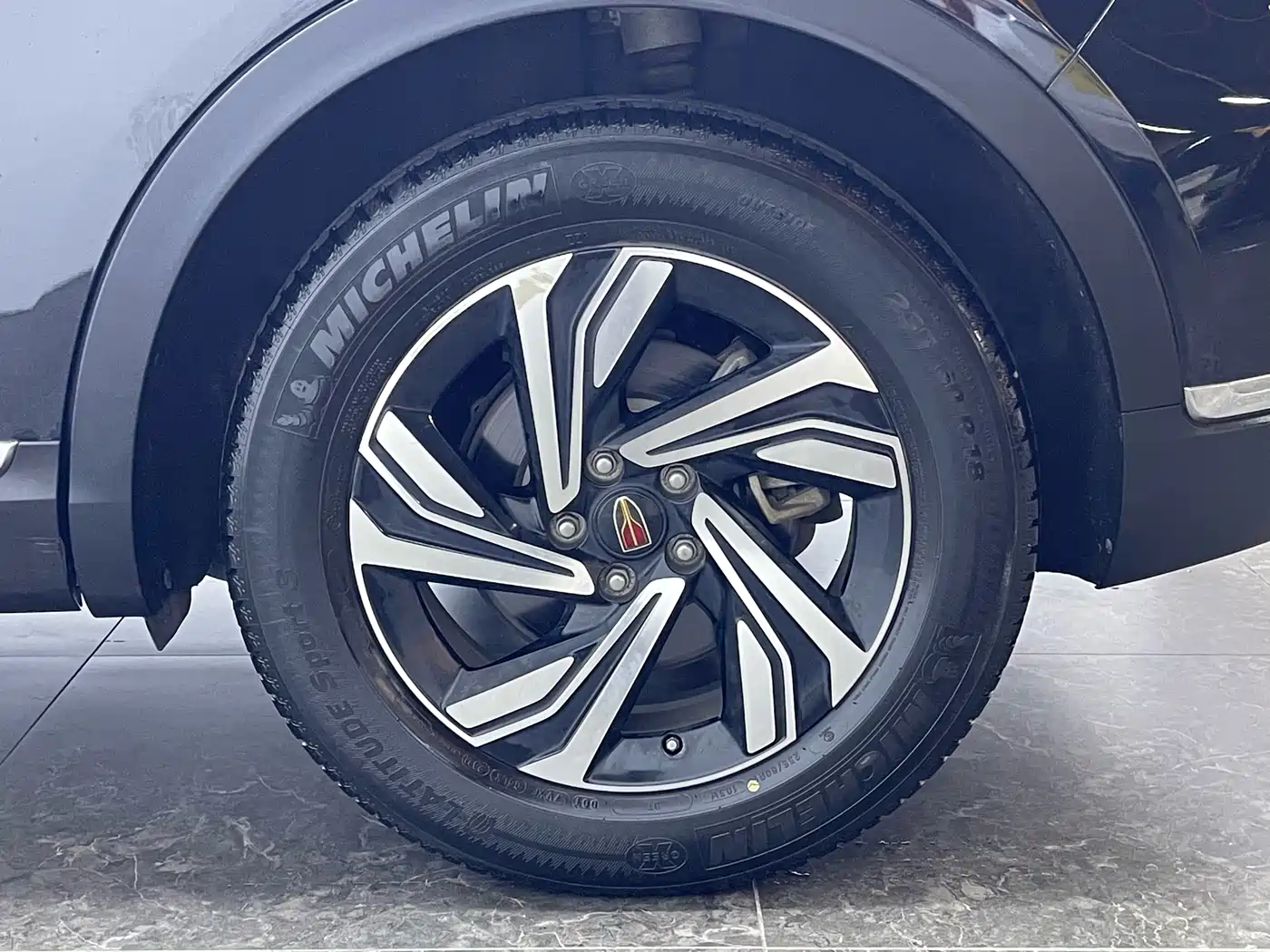 Hongqi HS5 2022 2.0T Smart Connect Premium Edition фото 10
