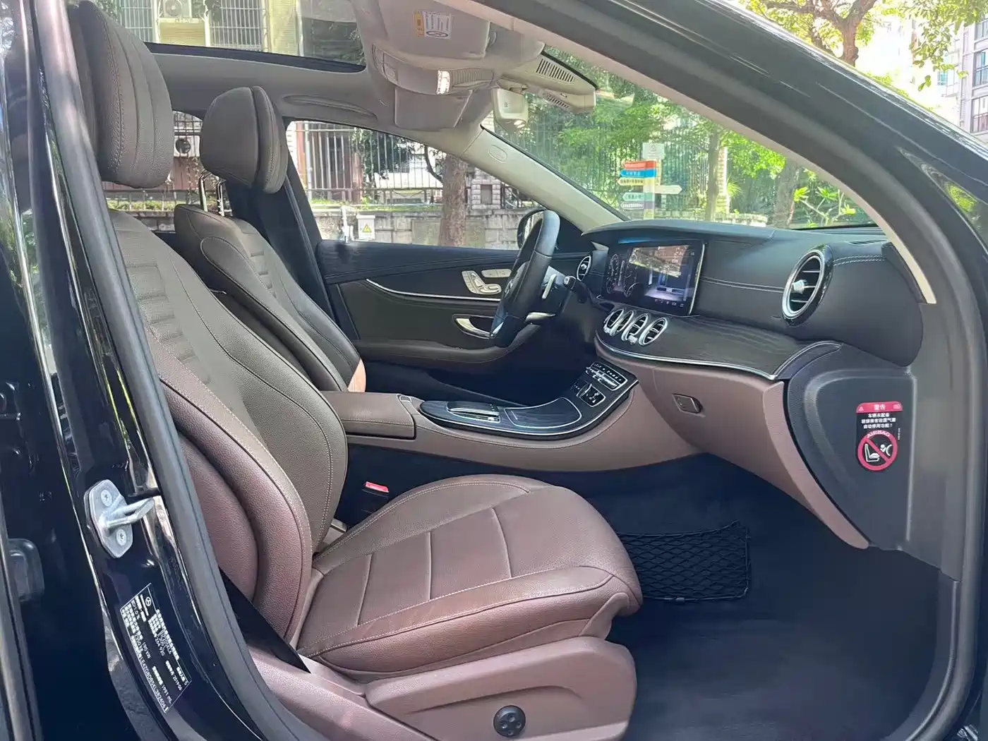 Mercedes-Benz E-Class 2019 Facelift E 300 L Sport Fashion фото 13