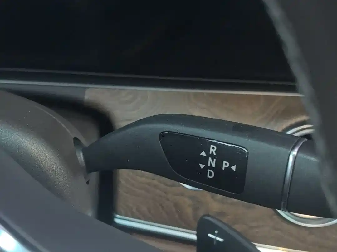 Mercedes-Benz E-Class 2019 E 300 L Luxury фото 14