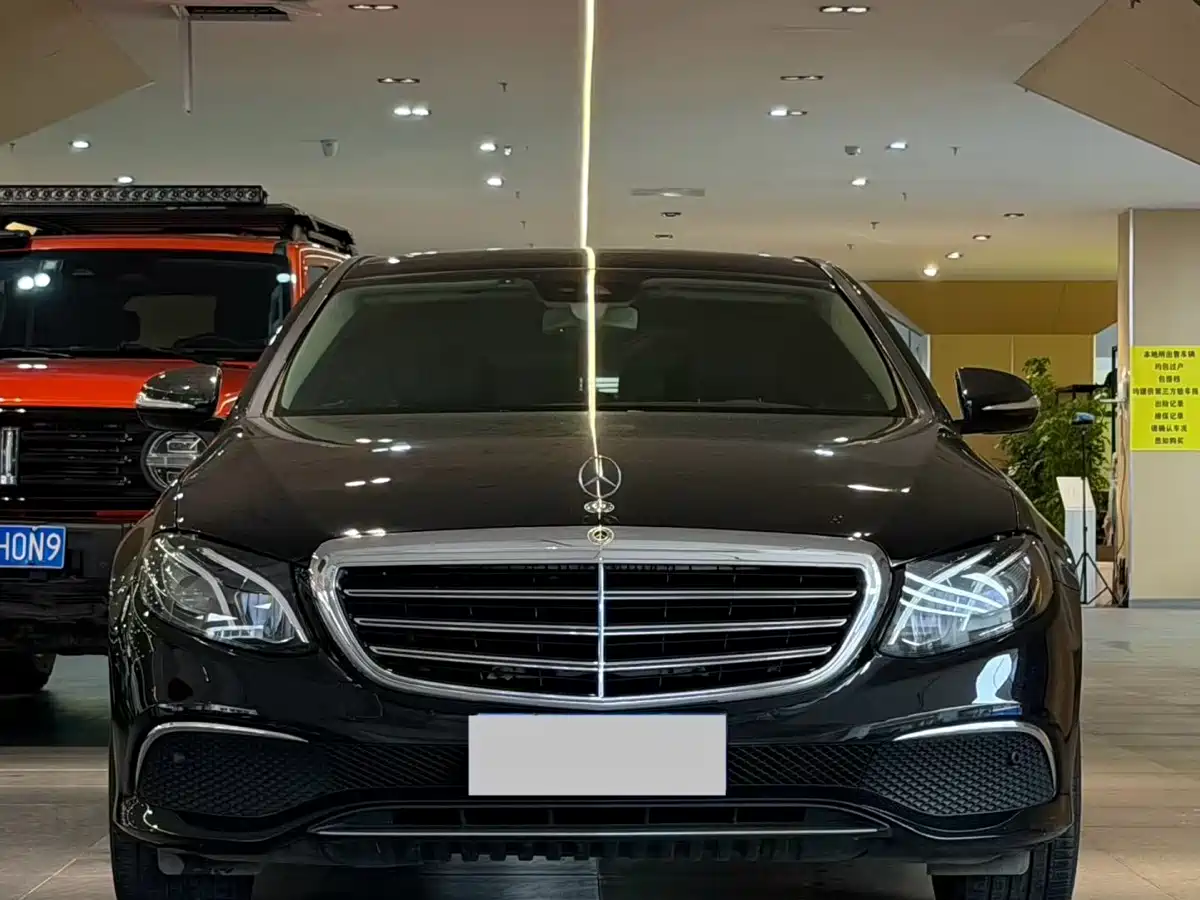 Mercedes-Benz E-Class 2016 E 200 L фото 2