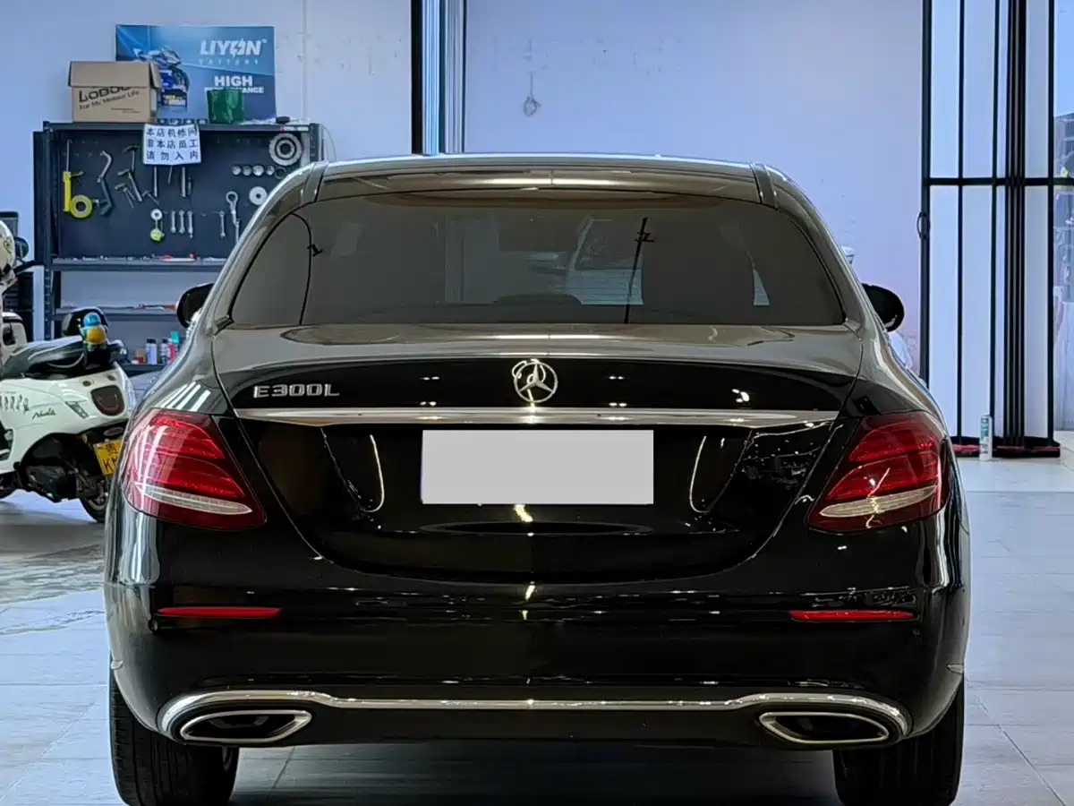 Mercedes-Benz E-Class 2016 E 200 L фото 8