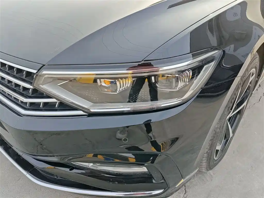 Volkswagen Magotan 2023 Model 2 Million Commemorative Edition 330TSI DSG Luxury фото 24