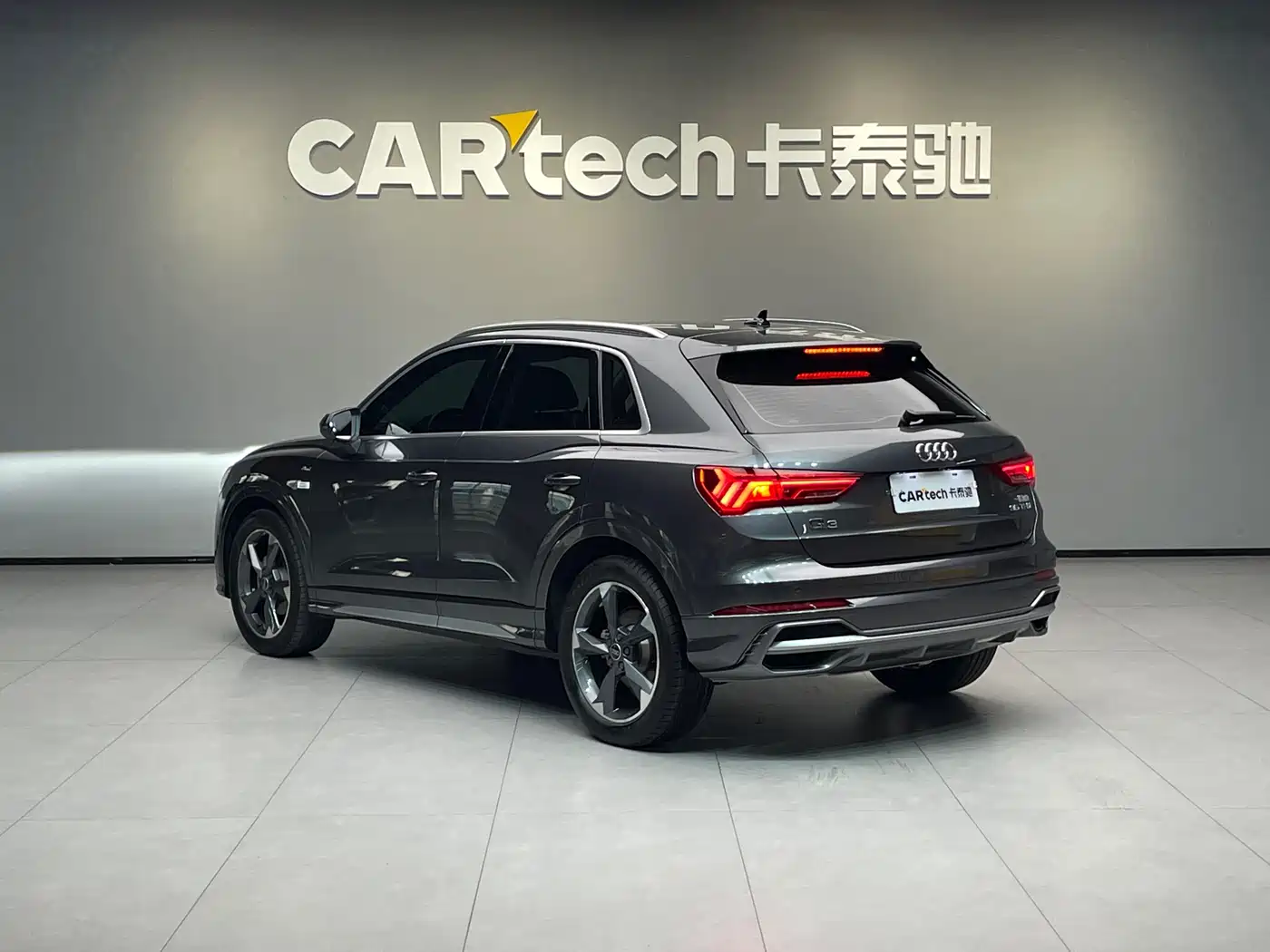 Audi Q3 2023 35 TFSI Fashion Dynamic Model (1.5T) фото 6