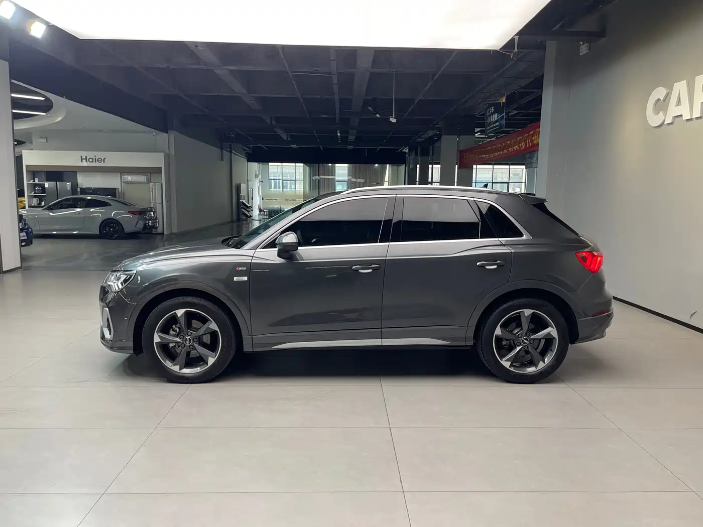 Audi Q3 2023 35 TFSI Fashion Dynamic Model (1.5T) фото 8