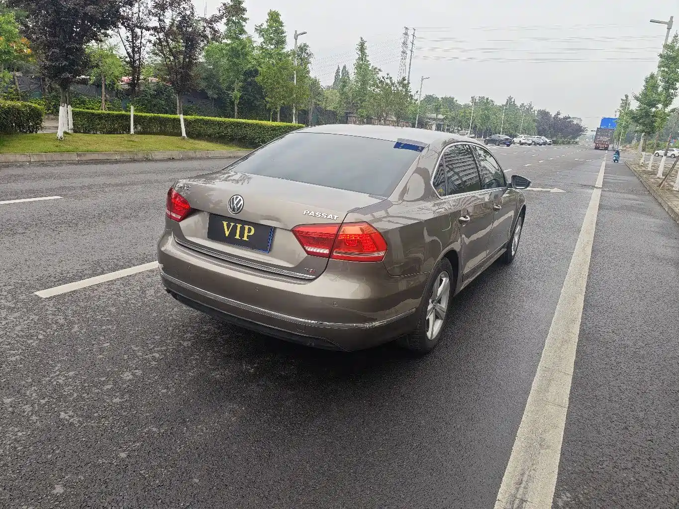 Volkswagen Passat 2011 1.8TSI DSG Supreme Edition фото 6
