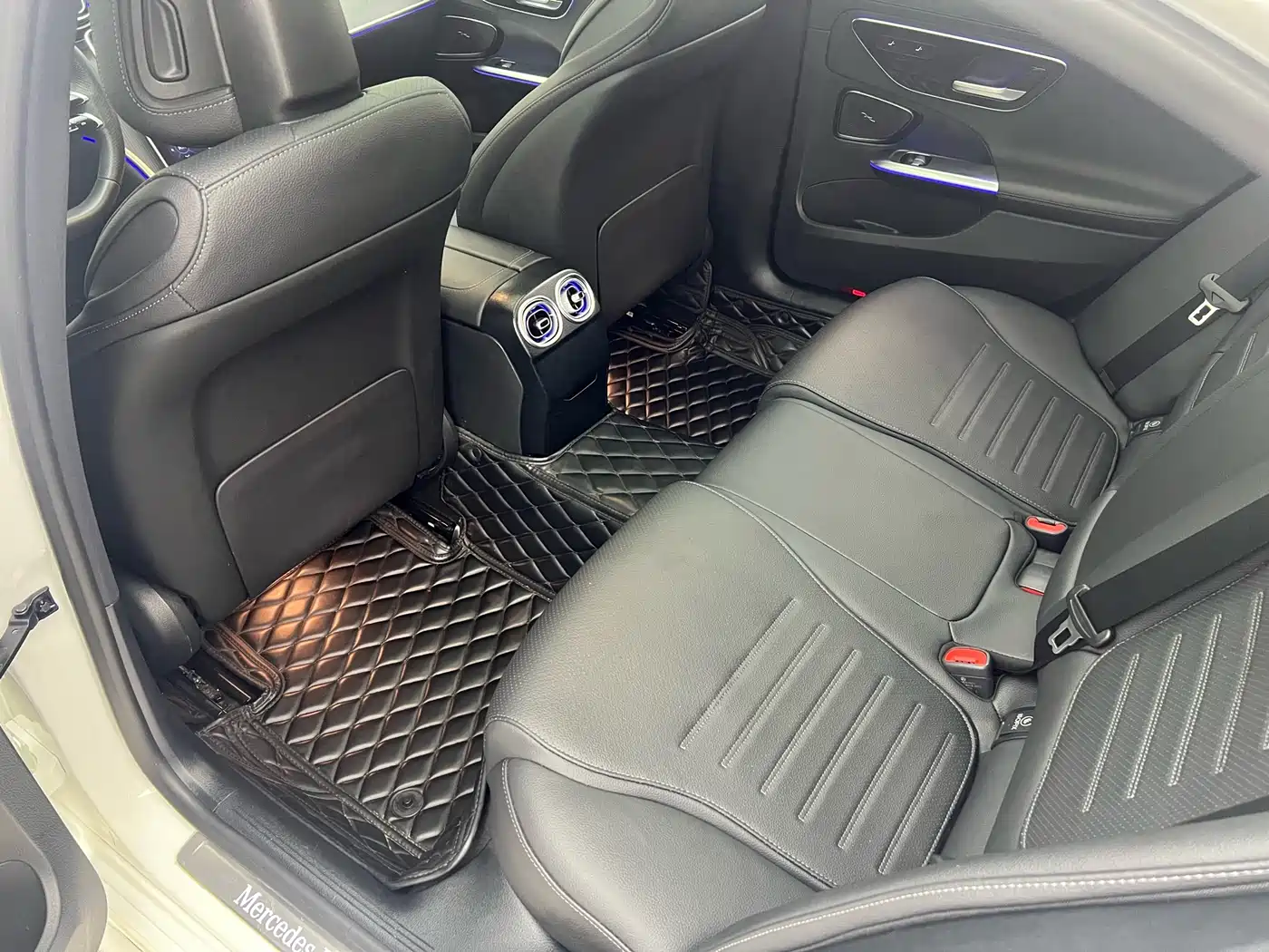 Mercedes-Benz C-Class 2023 C 260 L Sport фото 10