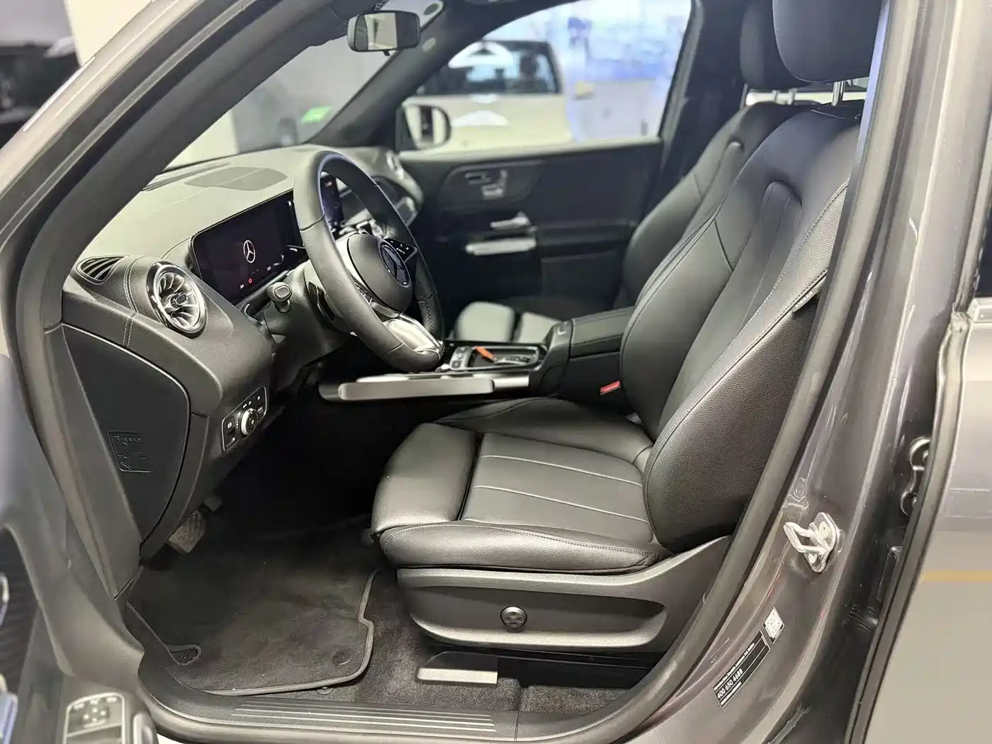 Mercedes-Benz EQB 2025 EQB 260 фото 9