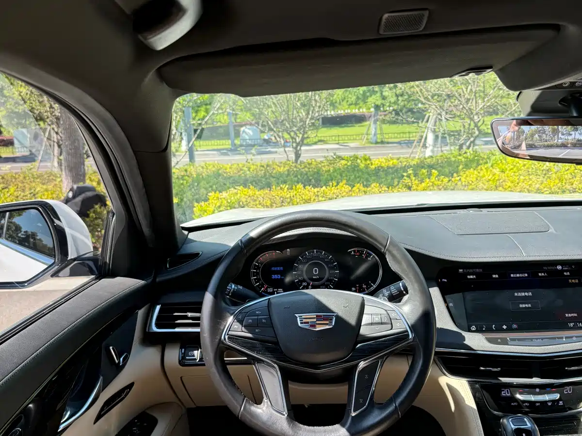 Cadillac CT6 2019 28T Fashion Model фото 26