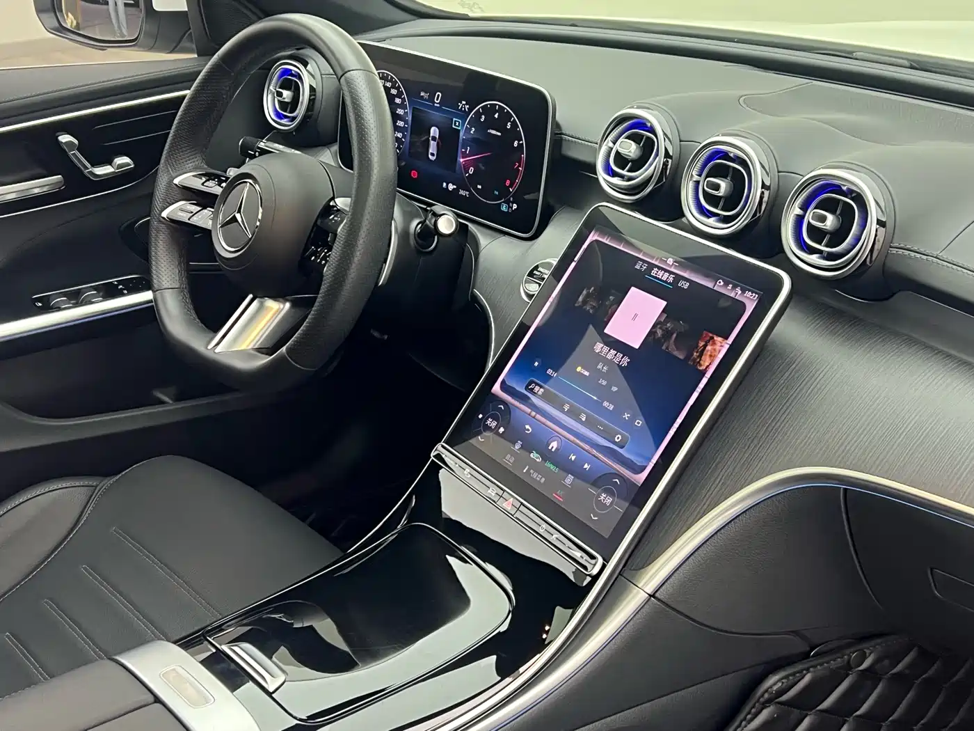 Mercedes-Benz C-Class 2023 C 260 L Sport фото 18