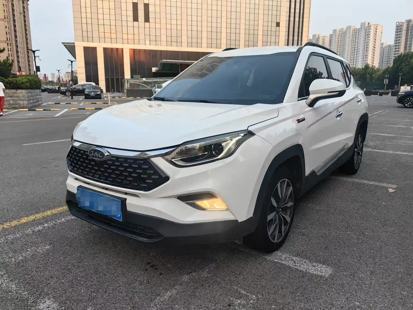 JAC Refine S4 2020 2020 1.5T CVT Surpass