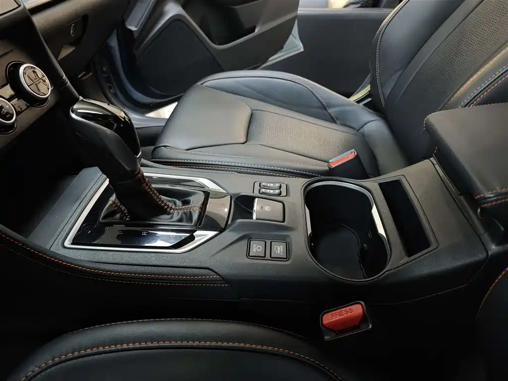 Subaru XV 2021 2.0i AWD Luxury EyeSight фото 16